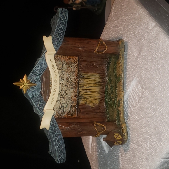 Thomas Kinkade The Holy Family & Holy Night Creche, Hawthorne Village - Picture 14 of 17